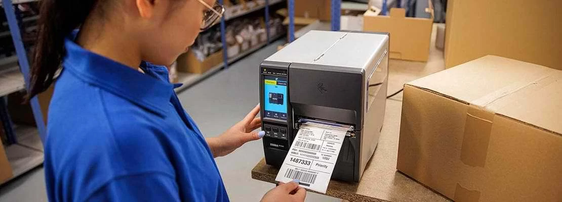 Ismerkedjen meg Ön is a Zebra ZT231 címkenyomtatóval!